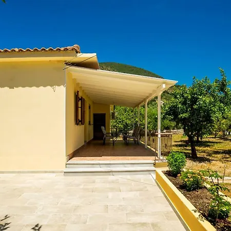 Lefkada Family Friendly House With Parking ,yard *